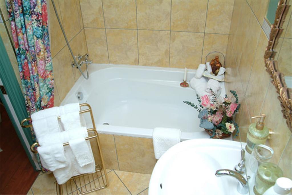 L'Arvidienne Couette Et Cafe Квебек Номер фото